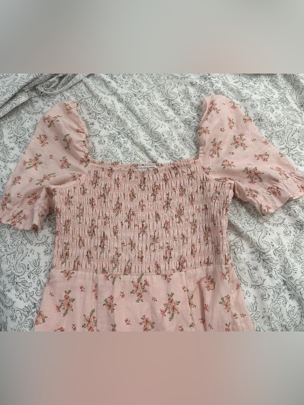 & Other Stories light pink floral linen smocked puff sleeve side slit dress - Picture 2 of 15